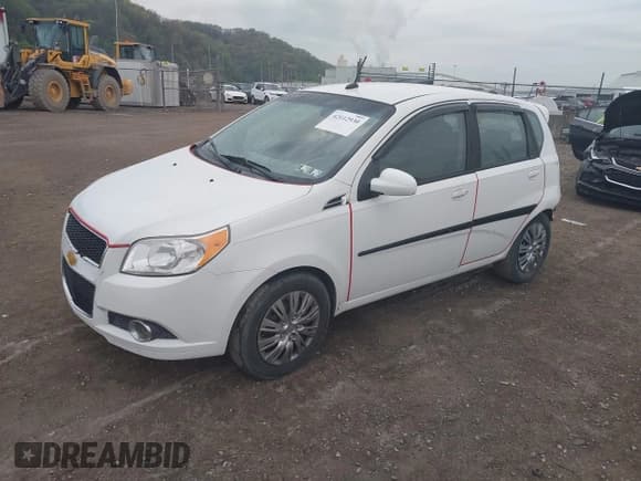 ✅ 2010 Chevrolet Aveo 2LT • VIN: KL1TG6DE6AB117404 • Lot: 42112930. Listed on IAAI with 105,519 mi. Free auction sales archive from the USA and detailed vehicle history report at DreamBid. Image 2.