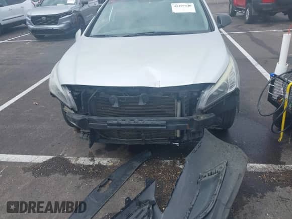 2016 Hyundai Sonata 2.4L z VIN 5NPE24AF1GH409129, wystawiony jako IAAI lot #42497240 z przebiegiem 228 574 mil mil oraz . Historia ofert i sprzedaży dostępna na DreamBid. Obrazek 6.