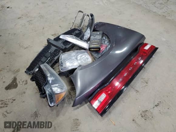 2014 Dodge Charger SE with VIN 2C3CDXBG8EH239582, listed as a Copart auction lot 90319375 with 152,015 mi miles and Salvage title. Bid and sale history available at DreamBid. Image 12.