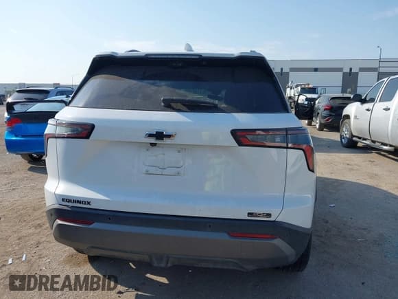 ✅ 2025 Chevrolet Equinox FWD LT • VIN: 3GNAXHEG0SL104974 • Лот: 43218168. Опубликован ранее на IAAI с пробегом 12 406 миль. Бесплатный доступ к архиву аукционных продаж из США и подробный отчёт об истории автомобиля на DreamBid. Изображение 17.