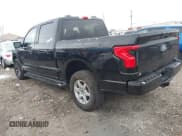 ✅ 2024 Ford F-150 Lightning Flash • VIN: 1FT6W3L75RWG19013 • Lot: 43724165. Wystawiony na IAAI z przebiegiem 10 160 mil. Bezpłatny archiwum sprzedaży aukcyjnych z USA i szczegółowy raport historii pojazdu na DreamBid. Zdjęcie 3.