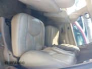 ✅ 2003 Chevrolet Suburban LT • VIN: 1GNFK16Z33R197480 • Лот: 41653292. Опубликован ранее на IAAI с пробегом Не указан. Бесплатный доступ к архиву аукционных продаж из США и подробный отчёт об истории автомобиля на DreamBid. Изображение 8.