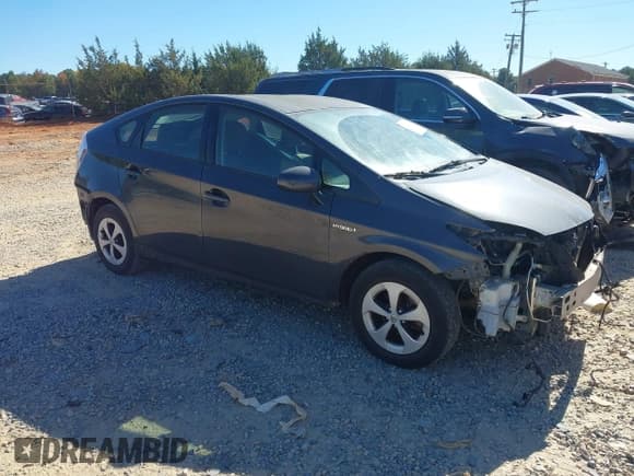✅ 2014 Toyota Prius Two • VIN: JTDKN3DU1E1756706 • Lot: 43493293. Listed on IAAI with 141,939 mi. Free auction sales archive from the USA and detailed vehicle history report at DreamBid. Image 1.