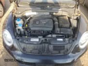 ✅ 2013 Volkswagen Beetle 2.0T • VIN: 3VW7T7AT1DM833300 • Lot: 71935894. Wystawiony na Copart z przebiegiem 119 349 mil. Bezpłatny archiwum sprzedaży aukcyjnych z USA i szczegółowy raport historii pojazdu na DreamBid. Zdjęcie 11.