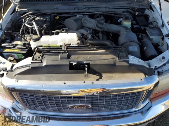 ✅ 2000 Ford Excursion Limited • VIN: 1FMNU43S5YEE00578 • Лот: 51842985. Опубликован ранее на Copart с пробегом 174 089 миль. Бесплатный доступ к архиву аукционных продаж из США и подробный отчёт об истории автомобиля на DreamBid. Изображение 12.