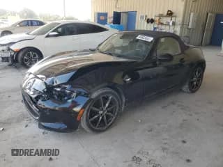 ✅ 2018 Mazda MX-5 Miata Grand Touring • VIN: JM1NDAD75J0202471 • Лот: 56833065. Опубликован ранее на Copart с пробегом 71 331 миль. Бесплатный доступ к архиву аукционных продаж из США и подробный отчёт об истории автомобиля на DreamBid. Изображение 1.
