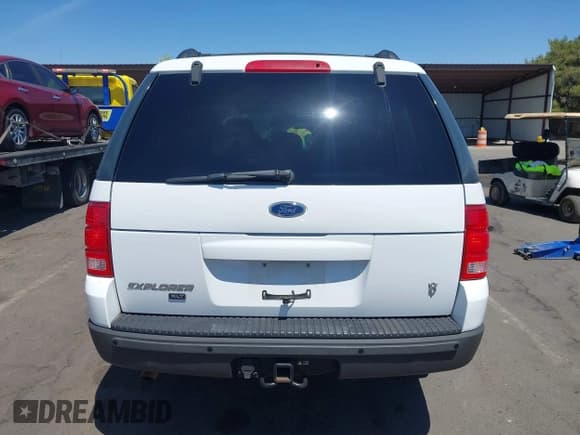 ✅ 2003 Ford Explorer XLT • VIN: 1FMZU73W83ZB23061 • Lot: 42549476. Listed on IAAI with 221,146 mi. Free auction sales archive from the USA and detailed vehicle history report at DreamBid. Image 17.