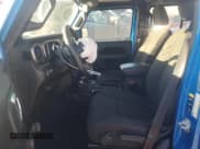 ✅ 2022 Jeep Wrangler Unlimited Sport Altitude • VIN: 1C4HJXDNXNW245004 • Лот: 88205005. Опубликован ранее на Copart с пробегом 24 725 миль. Бесплатный доступ к архиву аукционных продаж из США и подробный отчёт об истории автомобиля на DreamBid. Изображение 7.