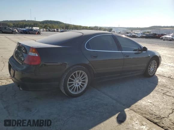 ✅ 2002 Chrysler 300M M • VIN: 2C3AE76KX2H220952 • Lot: 74820484. Listed on Copart with 138,672 mi. Free auction sales archive from the USA and detailed vehicle history report at DreamBid. Image 3.