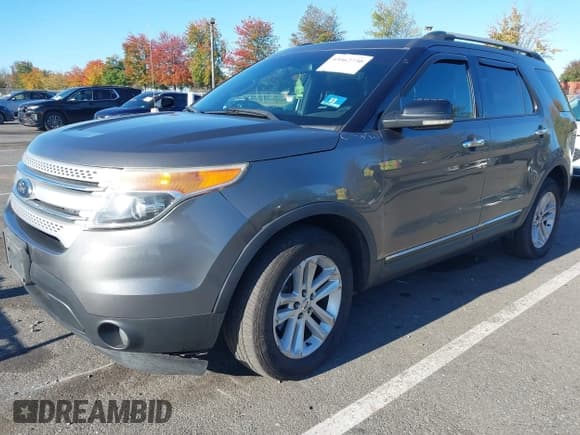 ✅ 2011 Ford Explorer XLT • VIN: 1FMHK8D80BGA44548 • Lot: 43462730. Wystawiony na IAAI z przebiegiem 187 442 mil. Bezpłatny archiwum sprzedaży aukcyjnych z USA i szczegółowy raport historii pojazdu na DreamBid. Zdjęcie 2.