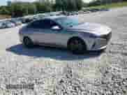 2021 Hyundai Elantra SEL z VIN KMHLM4AG7MU095428, wystawiony jako Copart lot #80033035 z przebiegiem 35 117 mil mil oraz Szkoda całkowita • Salvage title. Historia ofert i sprzedaży dostępna na DreamBid. Obrazek 13.