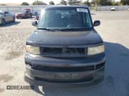 ✅ 2004 Scion xB • VIN: JTLKT324940142715 • Лот: 70875135. Опубликован ранее на Copart с пробегом 323 005 миль. Бесплатный доступ к архиву аукционных продаж из США и подробный отчёт об истории автомобиля на DreamBid. Изображение 5.