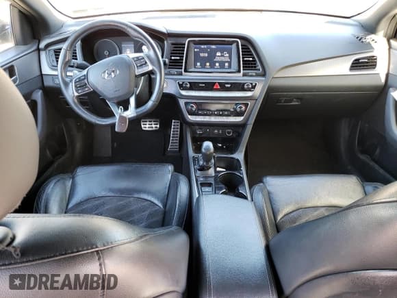 ✅ 2018 Hyundai Sonata Limited • VIN: 5NPE34AF6JH703971 • Лот: 39552623. Опубликован ранее на Copart с пробегом 93 823 миль. Бесплатный доступ к архиву аукционных продаж из США и подробный отчёт об истории автомобиля на DreamBid. Изображение 8.