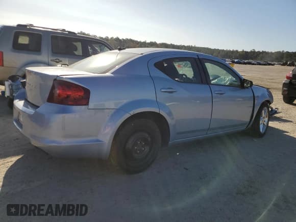 ✅ 2013 Dodge Avenger SE • VIN: 1C3CDZAB1DN725979 • Лот: 76388364. Опубликован ранее на Copart с пробегом Не указан. Бесплатный доступ к архиву аукционных продаж из США и подробный отчёт об истории автомобиля на DreamBid. Изображение 3.