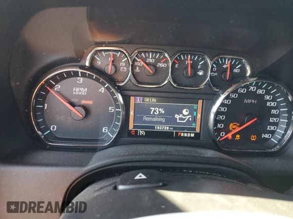 ✅ 2015 Chevrolet Suburban LS • VIN: 1GNSCHKC4FR257311 • Lot: 55975425. Listed on Copart with 193,728 mi. Free auction sales archive from the USA and detailed vehicle history report at DreamBid. Image 9.