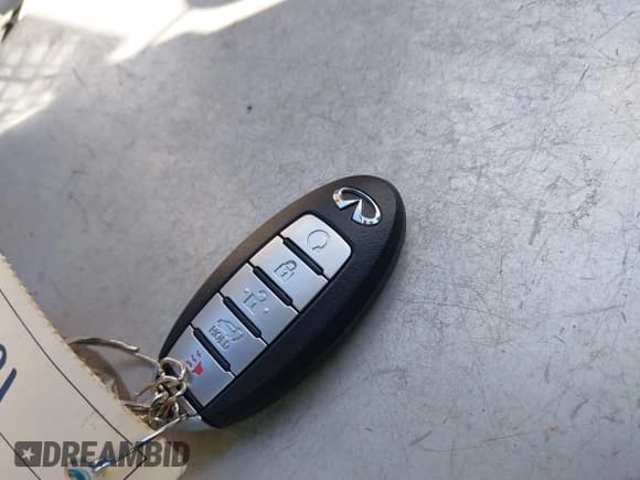 ✅ 2019 Infiniti QX50 Luxe • VIN: 3PCAJ5M3XKF111873 • Lot: 41499218. Wystawiony na IAAI z przebiegiem 37 383 mil. Bezpłatny archiwum sprzedaży aukcyjnych z USA i szczegółowy raport historii pojazdu na DreamBid. Zdjęcie 11.