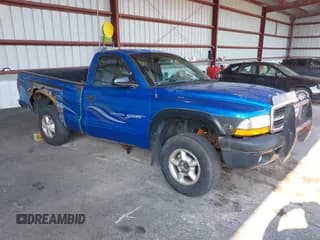 ✅ 1998 Dodge Dakota • VIN: 1B7GG26X1WS582729 • Lot: 42739105. Wystawiony na IAAI z przebiegiem 284 052 mil. Bezpłatny archiwum sprzedaży aukcyjnych z USA i szczegółowy raport historii pojazdu na DreamBid. Zdjęcie 1.
