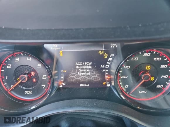 ✅ 2022 Dodge Charger R/T • VIN: 2C3CDXCT1NH176983 • Лот: 92287745. Опубликован ранее на Copart с пробегом 27 022 миль. Бесплатный доступ к архиву аукционных продаж из США и подробный отчёт об истории автомобиля на DreamBid. Изображение 9.