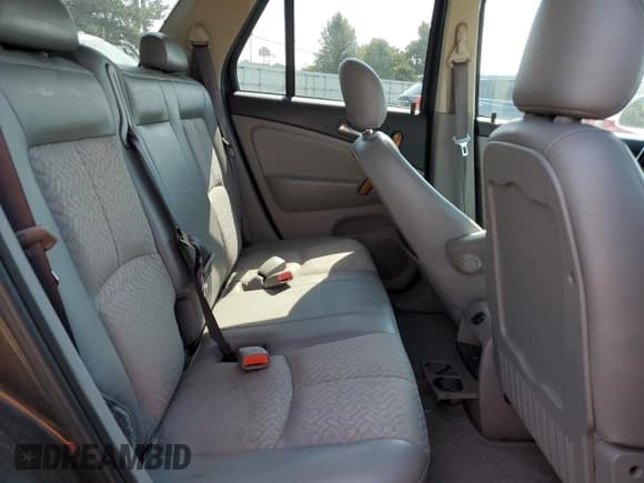 ✅ 2006 Saturn VUE • VIN: 5GZCZ53426S805413 • Лот: 81396365. Опубликован ранее на Copart с пробегом 101 800 миль. Бесплатный доступ к архиву аукционных продаж из США и подробный отчёт об истории автомобиля на DreamBid. Изображение 11.