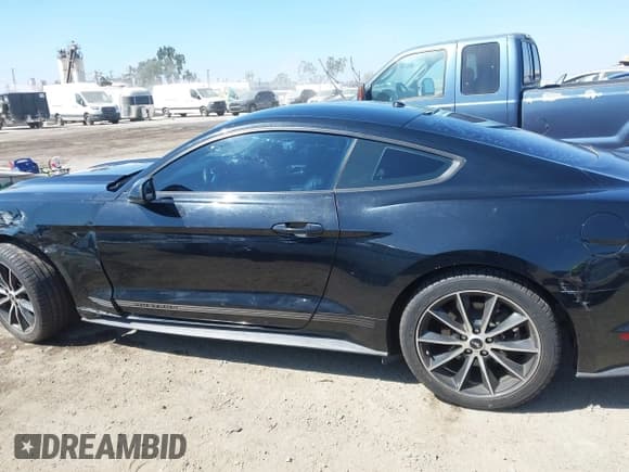 ✅ 2017 Ford Mustang EcoBoost Premium • VIN: 1FA6P8TH1H5266265 • Lot: 43145379. Listed on IAAI with 58,285 mi. Free auction sales archive from the USA and detailed vehicle history report at DreamBid. Image 14.