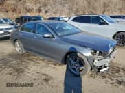 ✅ 2017 Mercedes-Benz E 300 Luxury • VIN: WDDZF4KB4HA023255 • Lot: 94088505. Listed on Copart with 39,575 mi. Free auction sales archive from the USA and detailed vehicle history report at DreamBid. Image 4.