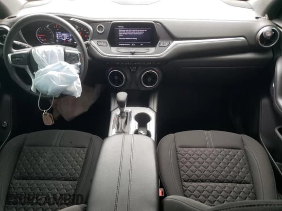 ✅ 2021 Chevrolet Blazer LT • VIN: 3GNKBCRS1MS515135 • Lot: 80940515. Listed on Copart with 67,692 mi. Free auction sales archive from the USA and detailed vehicle history report at DreamBid. Image 8.