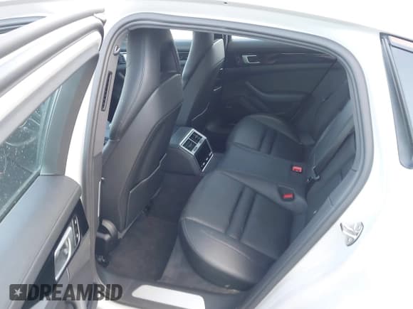 ✅ 2019 Porsche Panamera 4 E-Hybrid • VIN: WP0AE2A76KL125180 • Лот: 43639656. Опубликован ранее на IAAI с пробегом 63 566 миль. Бесплатный доступ к архиву аукционных продаж из США и подробный отчёт об истории автомобиля на DreamBid. Изображение 8.