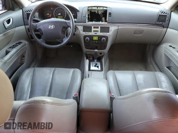 ✅ 2007 Hyundai Sonata SE • VIN: 5NPEU46F87H210596 • Лот: 83837154. Опубликован ранее на Copart с пробегом 198 914 миль. Бесплатный доступ к архиву аукционных продаж из США и подробный отчёт об истории автомобиля на DreamBid. Изображение 8.