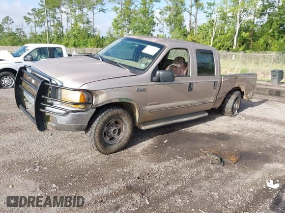 ✅ 1999 Ford F-250 XL • VIN: 1FTNW21F9XEB73659 • Lot: 42793384. Listed on IAAI with 360,335 mi. Free auction sales archive from the USA and detailed vehicle history report at DreamBid. Image 2.