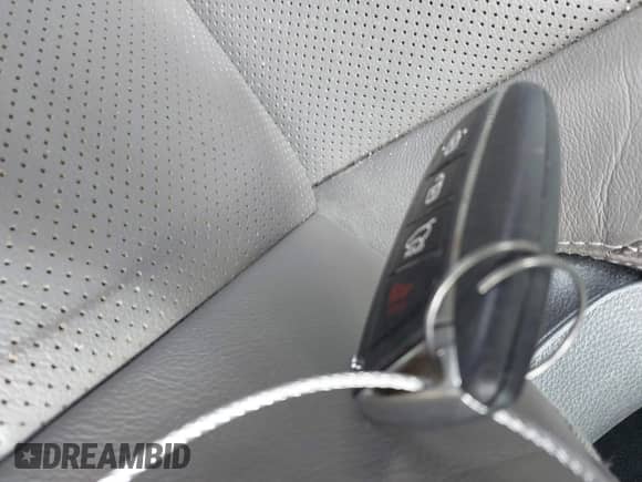 2015 Hyundai Santa Fe Limited with VIN KM8SR4HF0FU099804, listed as a IAAI auction lot 41575753 with 147,400 mi miles and . Bid and sale history available at DreamBid. Image 11.