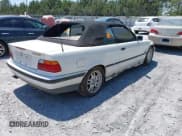 ✅ 1995 BMW 3 Series • VIN: WBABJ5328SJC83437 • Лот: 42027982. Опубликован ранее на IAAI с пробегом Не указан. Бесплатный доступ к архиву аукционных продаж из США и подробный отчёт об истории автомобиля на DreamBid. Изображение 4.