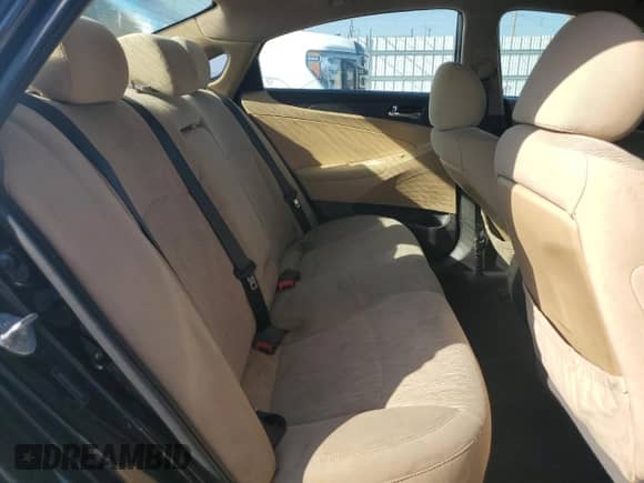 2013 Hyundai Sonata GLS z VIN 5NPEB4AC9DH547972, wystawiony jako Copart lot #82698915 z przebiegiem Nie podano mil oraz Szkoda całkowita • Salvage title. Historia ofert i sprzedaży dostępna na DreamBid. Obrazek 10.