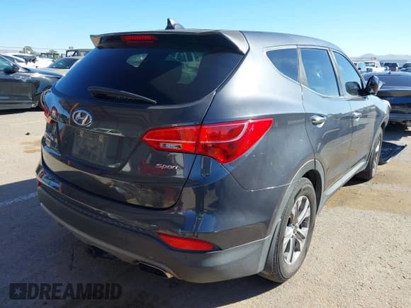 ✅ 2016 Hyundai Santa Fe • VIN: 5XYZT3LB4GG310458 • Лот: 43538523. Опубликован ранее на IAAI с пробегом 142 655 миль. Бесплатный доступ к архиву аукционных продаж из США и подробный отчёт об истории автомобиля на DreamBid. Изображение 4.