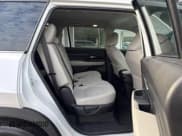 ✅ 2024 Toyota Highlander XLE • VIN: 5TDAAAB55RS009139 • Lot: 43883259. Listed on IAAI with 58,910 mi. Free auction sales archive from the USA and detailed vehicle history report at DreamBid. Image 8.