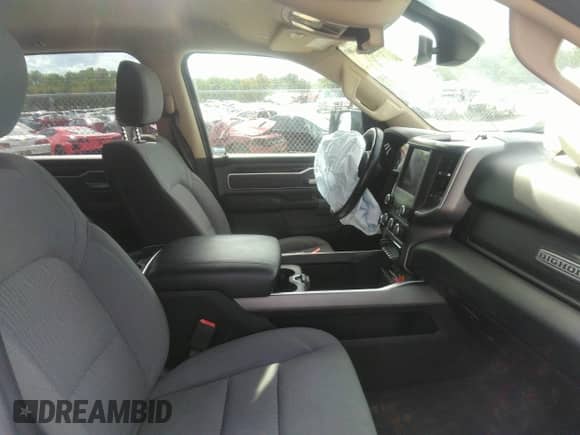 2019 Ram 1500 Big Horn с VIN 1C6SRFFTXKN849309, выставлен на аукционе IAAI как лот 43390609 с пробегом 114 883 миль миль и . История ставок и продаж доступна на DreamBid. Изображение 5.