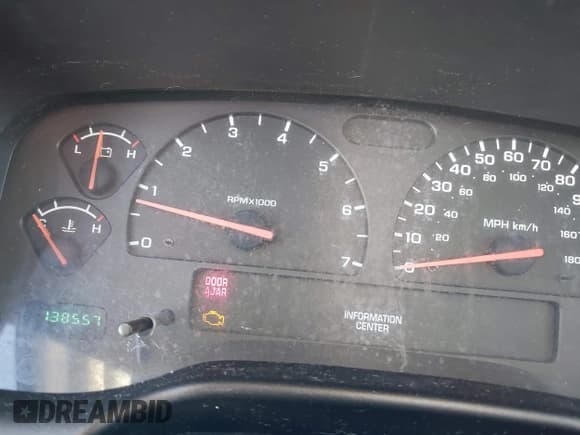 ✅ 2002 Dodge Dakota SLT • VIN: 1B7HG48N82S634864 • Lot: 41839572. Wystawiony na IAAI z przebiegiem 138 557 mil. Bezpłatny archiwum sprzedaży aukcyjnych z USA i szczegółowy raport historii pojazdu na DreamBid. Zdjęcie 7.