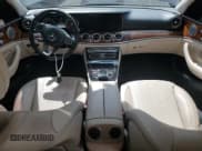 ✅ 2017 Mercedes-Benz E 300 Luxury • VIN: WDDZF4KB5HA236750 • Lot: 65446815. Wystawiony na Copart z przebiegiem 88 616 mil. Bezpłatny archiwum sprzedaży aukcyjnych z USA i szczegółowy raport historii pojazdu na DreamBid. Zdjęcie 8.