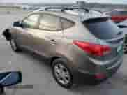 2013 Hyundai Tucson GLS z VIN KM8JU3AC8DU652524, wystawiony jako Copart lot #80895923 z przebiegiem 112 193 mil mil oraz Czysty tytuł • Clean title. Historia ofert i sprzedaży dostępna na DreamBid. Obrazek 2.