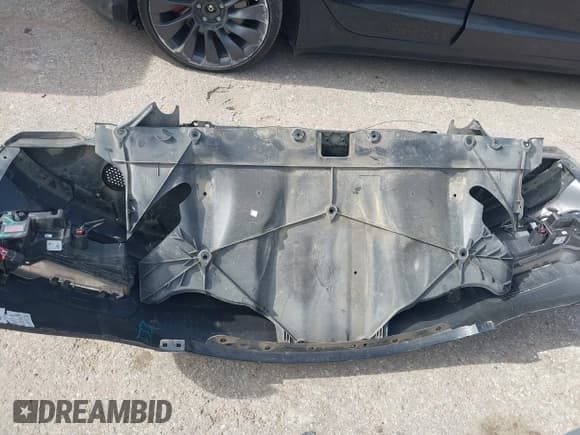 ✅ 2021 Tesla Model 3 Performance • VIN: 5YJ3E1EC9MF065041 • Лот: 42760913. Опубликован ранее на IAAI с пробегом 31 479 миль. Бесплатный доступ к архиву аукционных продаж из США и подробный отчёт об истории автомобиля на DreamBid. Изображение 12.