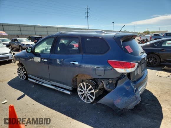 ✅ 2014 Nissan Pathfinder SV • VIN: 5N1AR2MN7EC670349 • Лот: 72102865. Опубликован ранее на Copart с пробегом 181 593 миль. Бесплатный доступ к архиву аукционных продаж из США и подробный отчёт об истории автомобиля на DreamBid. Изображение 2.
