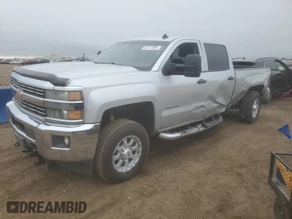 ✅ 2015 Chevrolet Silverado 2500HD LT • VIN: 1GC1KVEG4FF109827 • Lot: 54712205. Wystawiony na Copart z przebiegiem 268 800 mil. Bezpłatny archiwum sprzedaży aukcyjnych z USA i szczegółowy raport historii pojazdu na DreamBid. Zdjęcie 1.