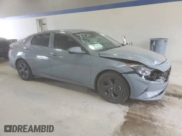 2021 Hyundai Elantra SEL с VIN KMHLM4AG0MU097103, выставлен на аукционе Copart как лот 80812565 с пробегом 87 033 миль миль и Списание • Salvage title. История ставок и продаж доступна на DreamBid. Изображение 4.