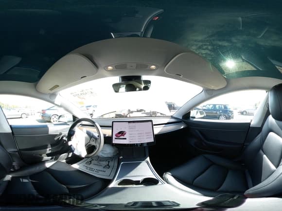 ✅ 2021 Tesla Model 3 Standard Range Plus • VIN: 5YJ3E1EA0MF908316 • Lot: 43405390. Wystawiony na IAAI z przebiegiem 60 988 mil. Bezpłatny archiwum sprzedaży aukcyjnych z USA i szczegółowy raport historii pojazdu na DreamBid. Zdjęcie 24.