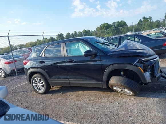 ✅ 2024 Chevrolet TrailBlazer LS • VIN: KL79MMSL3RB119122 • Лот: 43211449. Опубликован ранее на IAAI с пробегом 29 532 миль. Бесплатный доступ к архиву аукционных продаж из США и подробный отчёт об истории автомобиля на DreamBid. Изображение 13.
