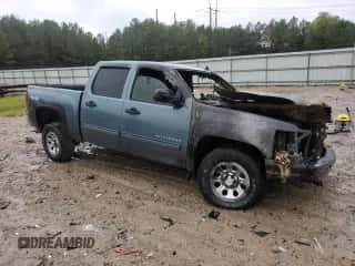 2011 Chevrolet Silverado 1500 LS z VIN 3GCPKREAXBG285965, wystawiony jako Copart lot #80637375 z przebiegiem Nie podano mil oraz Szkoda całkowita • Salvage title. Historia ofert i sprzedaży dostępna na DreamBid. Obrazek 4.