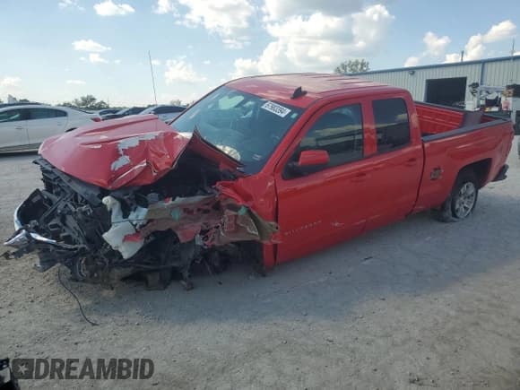 ✅ 2019 Chevrolet Silverado 1500 LT • VIN: 2GCVKPECXK1177643 • Lot: 67983394. Wystawiony na Copart z przebiegiem Nie podano. Bezpłatny archiwum sprzedaży aukcyjnych z USA i szczegółowy raport historii pojazdu na DreamBid. Zdjęcie 1.