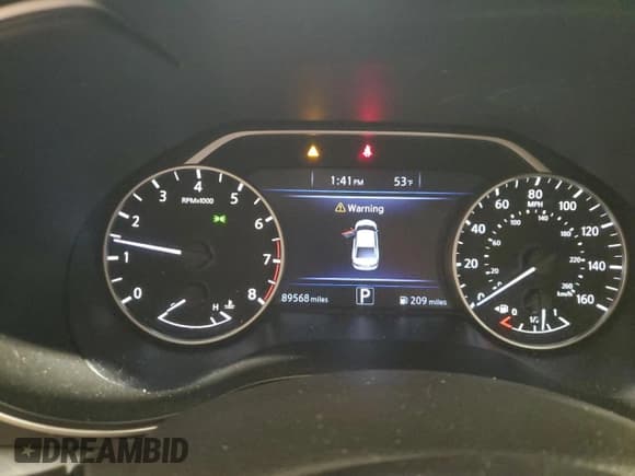 ✅ 2017 Nissan Maxima Platinum • VIN: 1N4AA6AP3HC421629 • Lot: 92696795. Listed on Copart with 89,568 mi. Free auction sales archive from the USA and detailed vehicle history report at DreamBid. Image 9.