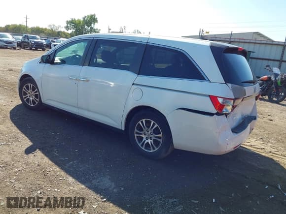 ✅ 2013 Honda Odyssey EX-L • VIN: 5FNRL5H6XDB080547 • Lot: 43273004. Wystawiony na IAAI z przebiegiem 209 471 mil. Bezpłatny archiwum sprzedaży aukcyjnych z USA i szczegółowy raport historii pojazdu na DreamBid. Zdjęcie 3.