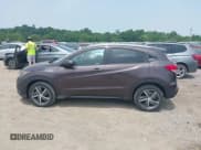 ✅ 2022 Honda HR-V EX-L • VIN: 3CZRU6H76NM750081 • Лот: 42439263. Опубликован ранее на IAAI с пробегом 34 603 миль. Бесплатный доступ к архиву аукционных продаж из США и подробный отчёт об истории автомобиля на DreamBid. Изображение 14.