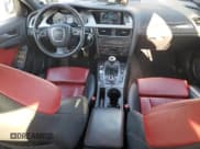 ✅ 2012 Audi S4 Premium Plus • VIN: WAUDGAFL1CA017695 • Lot: 88579455. Wystawiony na Copart z przebiegiem 132 792 mil. Bezpłatny archiwum sprzedaży aukcyjnych z USA i szczegółowy raport historii pojazdu na DreamBid. Zdjęcie 8.